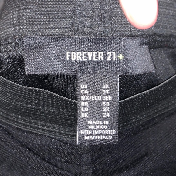 Forever 21 ruched skirt - Picture 2 of 3